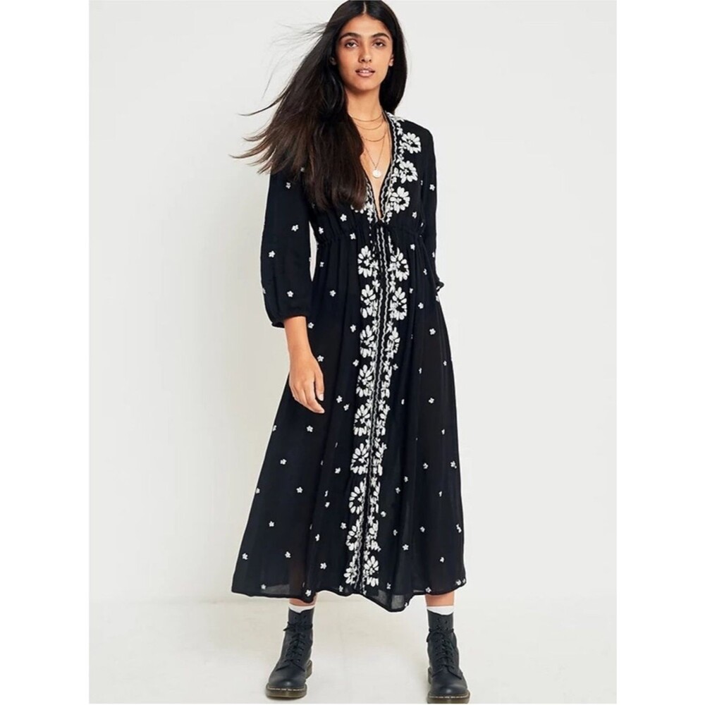 Free People Embroidered Black and White Fable Midi Dress SZ XS Boho